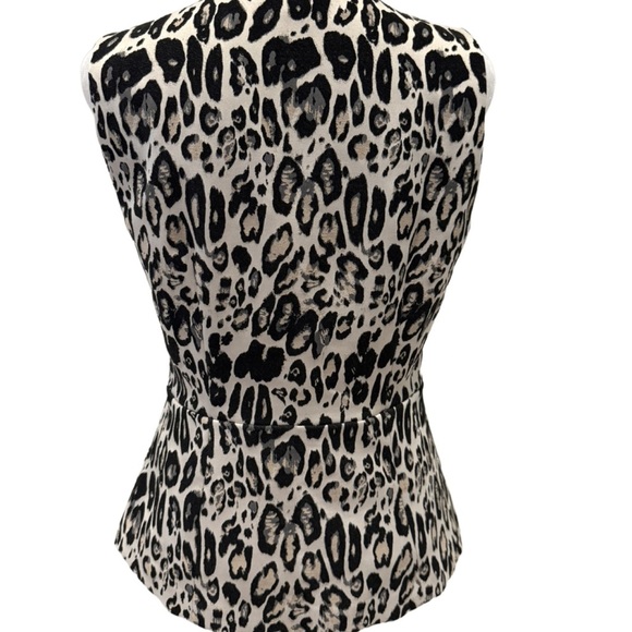 Ann Taylor Leopard Print Sleeveless Top, Size 0 - Picture 3 of 8